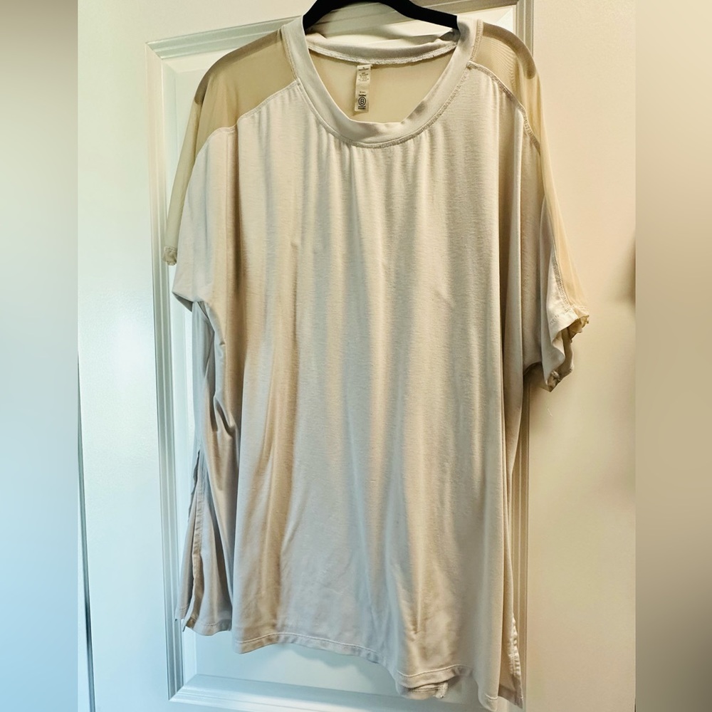Athleta Workout Top